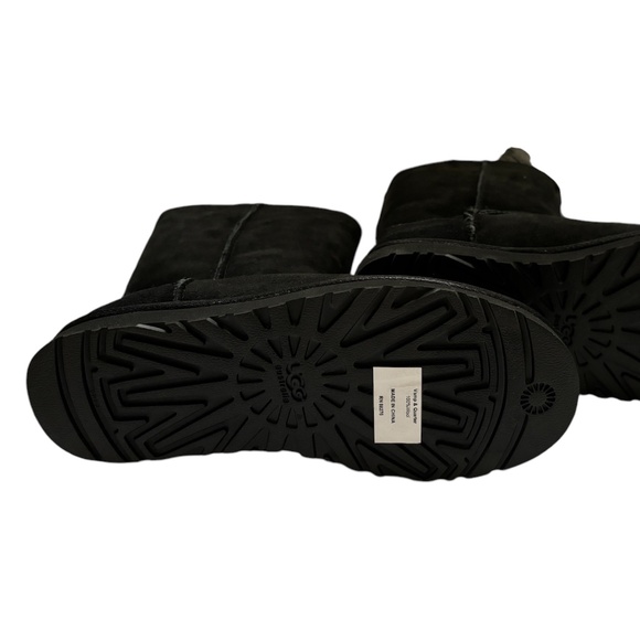 UGG Tularosa Route Detachable Knit Boots in Black (Women's) size 8 Black/Gray - Picture 10 of 13